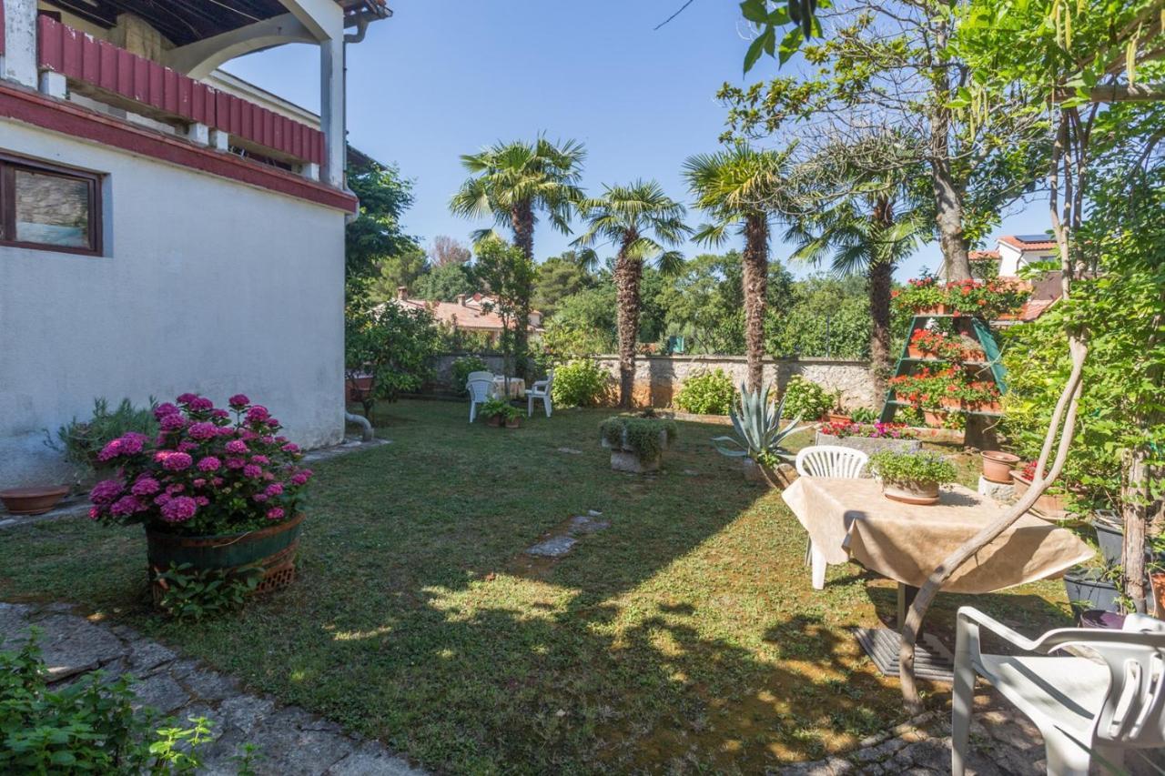 Anamarija Apartments Near The Beach And The Fantastic Adria Sea With Over 10 Small Islands Close By Funtana Εξωτερικό φωτογραφία