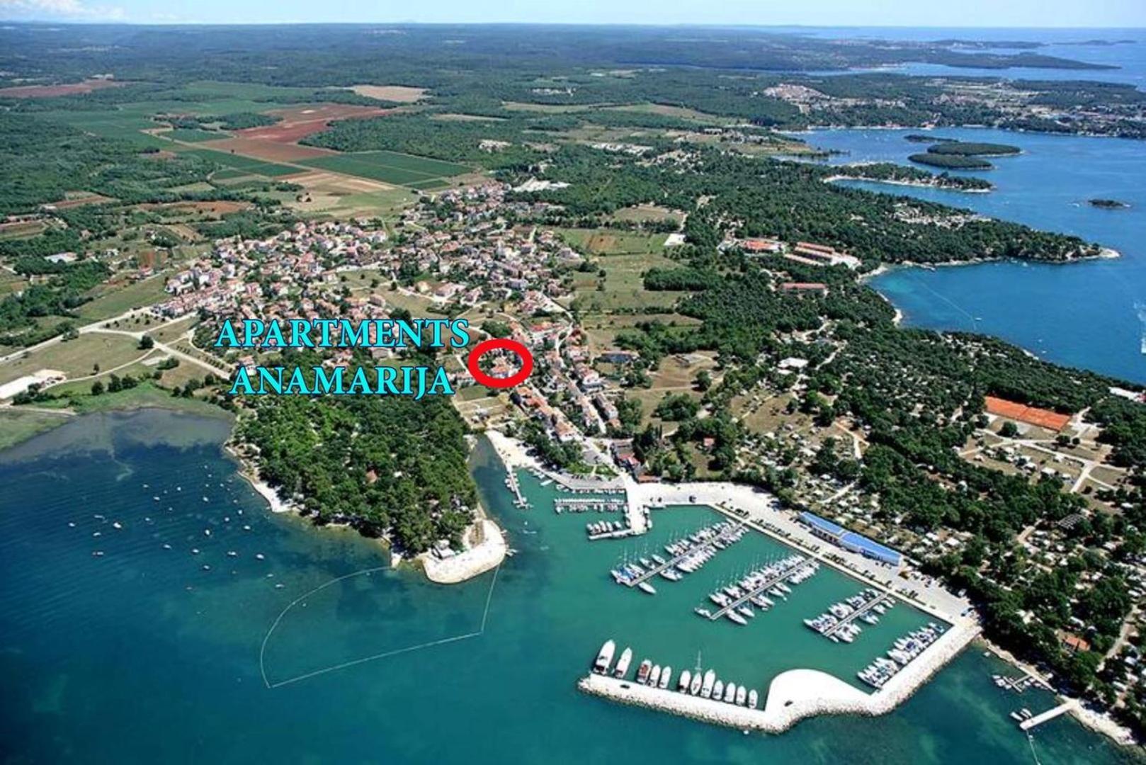 Anamarija Apartments Near The Beach And The Fantastic Adria Sea With Over 10 Small Islands Close By Funtana Εξωτερικό φωτογραφία