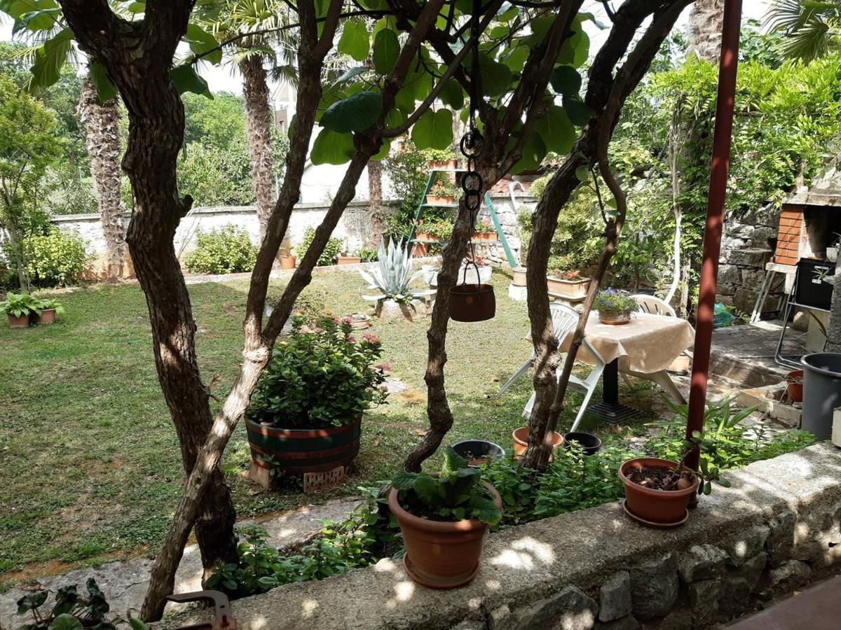 Anamarija Apartments Near The Beach And The Fantastic Adria Sea With Over 10 Small Islands Close By Funtana Εξωτερικό φωτογραφία